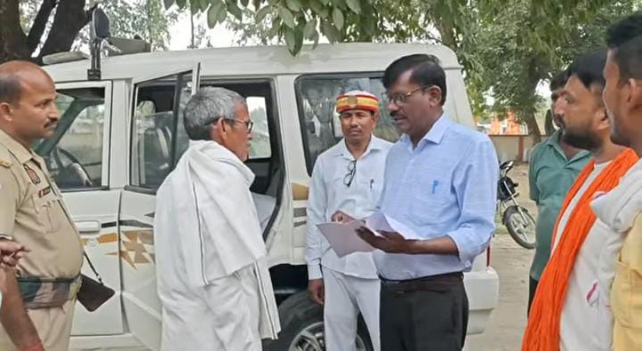 फर्जी सेजरा में जिंदा व्यक्ति को मृत दिखाने का गंभीर आरोप,पीड़ित ने एसडीएम से लगाई गुहार