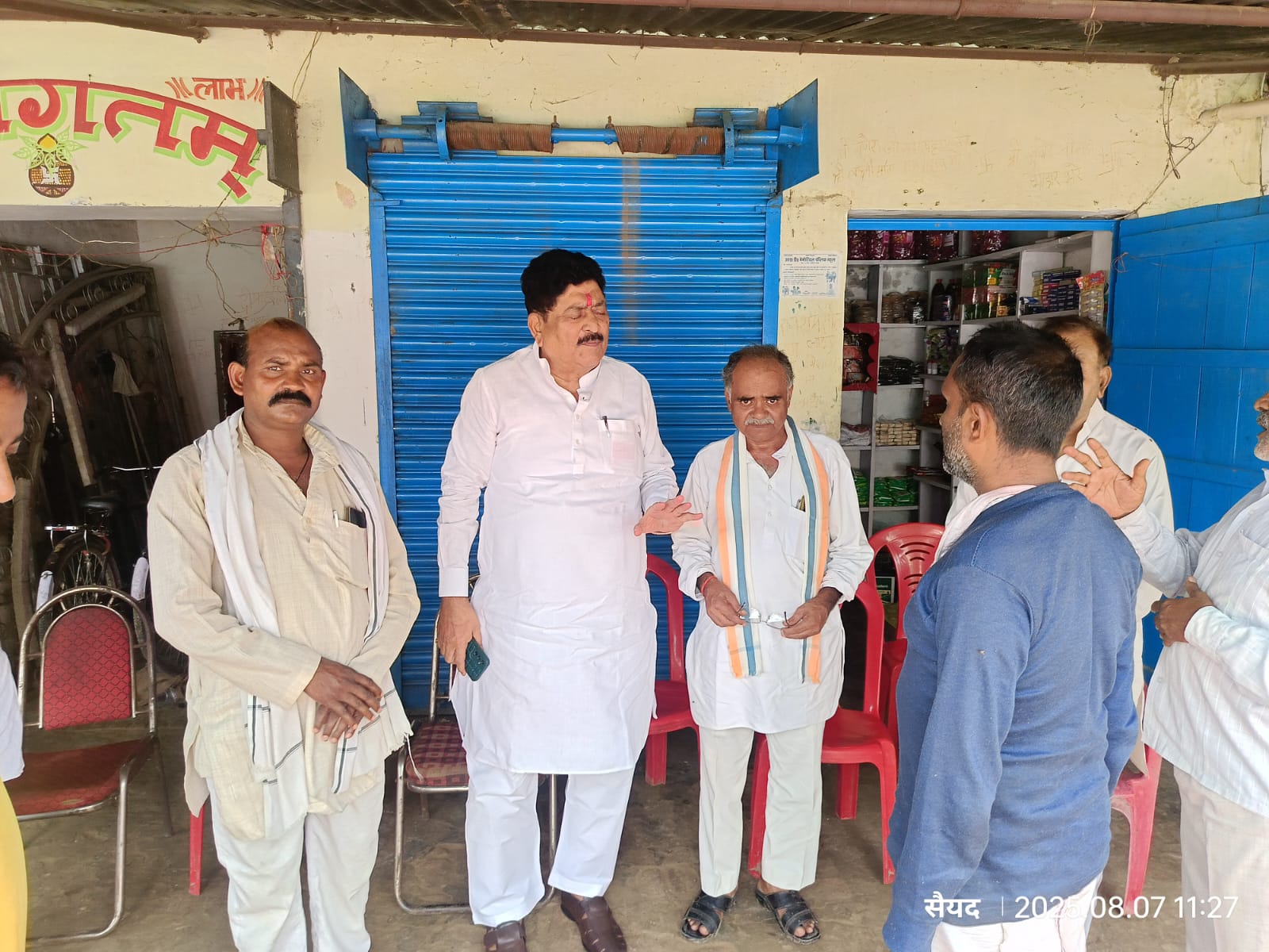 नहर में बोलेरो पलटने से 12 लोगों की मौत पर कांग्रेस प्रतिनिधि मंडल ने पीड़ित परिवारों से मिलकर जताई संवेदना।