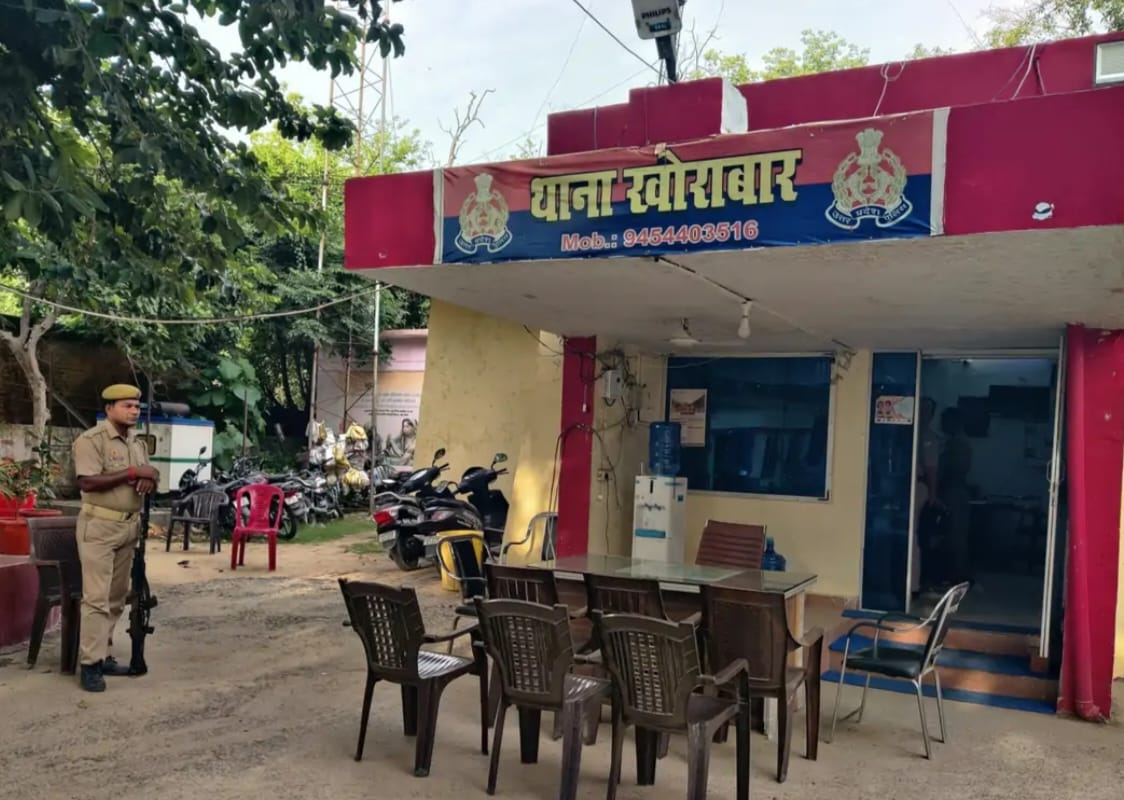 पुरानी रंजिश में दो पक्षों में खूनी संघर्ष, आधा दर्जन घायल डेढ़ दर्जन नामजद व 8–10 अज्ञात पर गंभीर धाराओं में मुकदमा