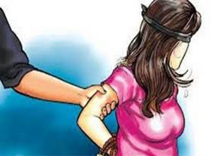 छात्रा पर कॉलेज गेट पर हमला: शोर मचाते ही आरोपी बाइक छोड़कर फरार, एम्स पुलिस ने दर्ज किया मुकदमा