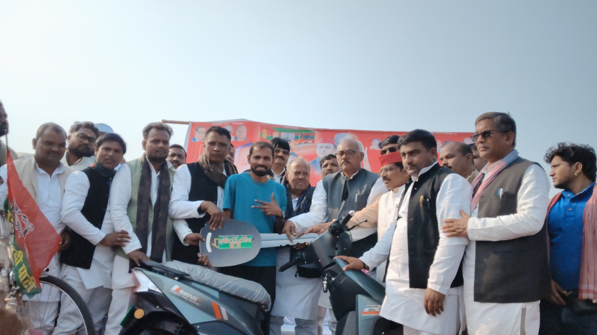 मकर संक्रांति पर झंगहा मार्ग पर उमड़ा जनसैलाब, खेल-संस्कृति का संगम