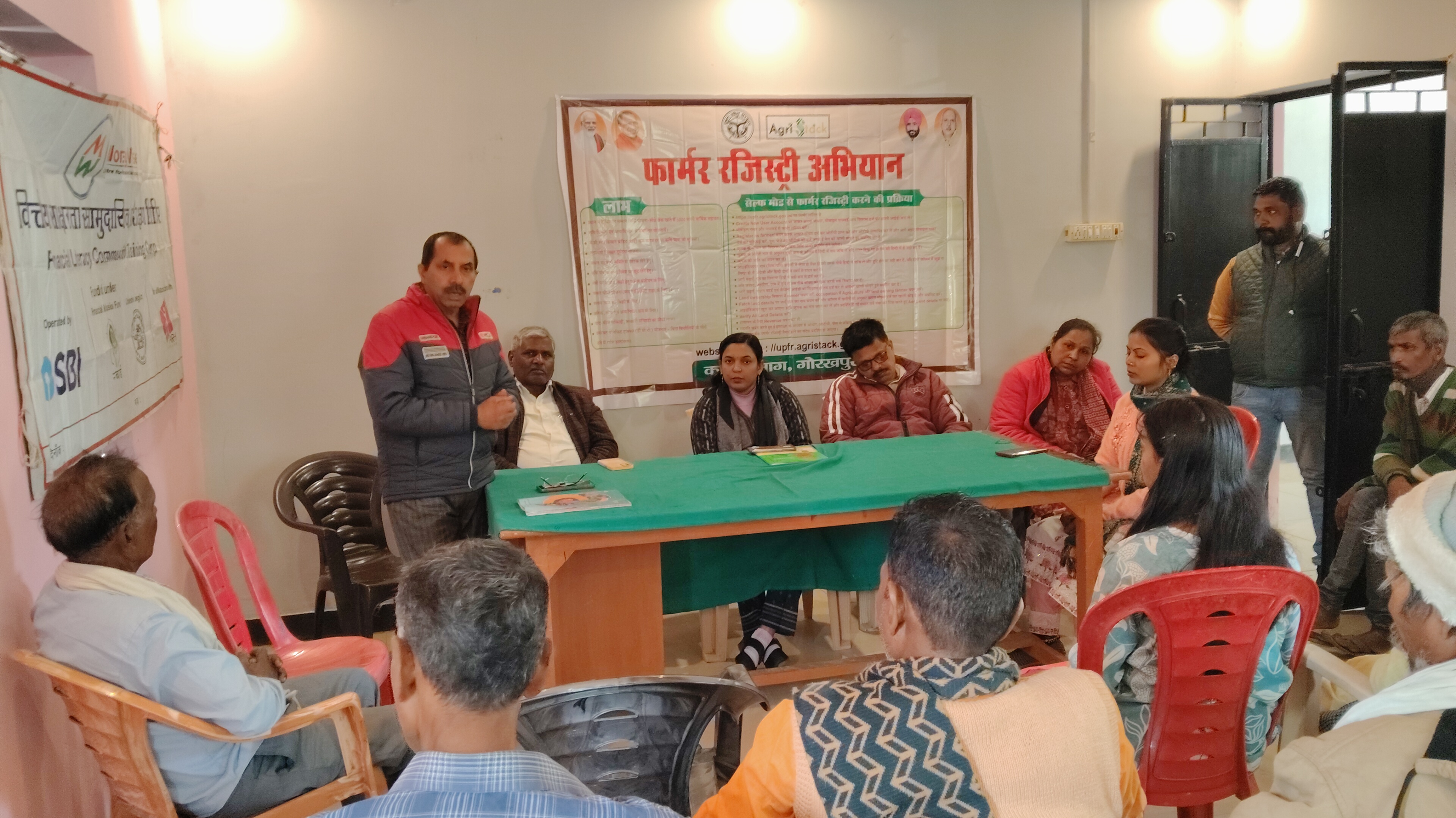 रामपुर (रा) में ग्राम चौपाल: फार्मर रजिस्ट्री, वित्तीय साक्षरता और श्रम कार्ड पर जागरूकता