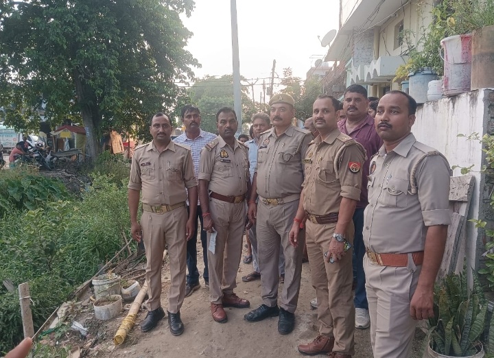 जिलेदार ने नहर का निरीक्षण किया,नहर में कुड़ा,कचरा फेकने पर जताई नारजगी