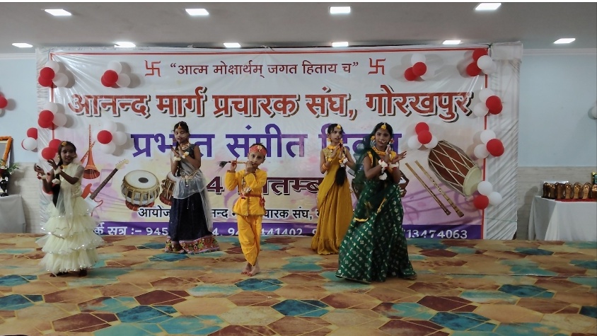 धूमधाम से गोरखपुर में मनाया गया प्रभात संगीत दिवस