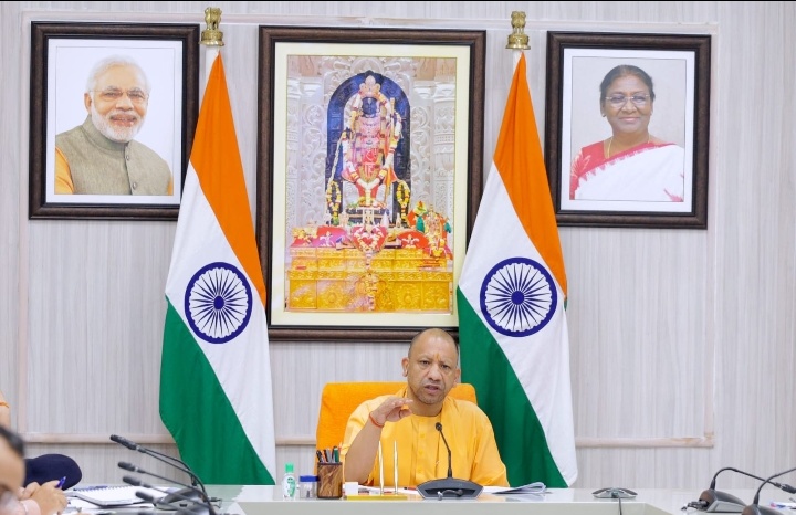सोशल मीडिया पर फेक अकाउंट्स की होगी धरपकड़, मुख्यमंत्री ने दिए कड़े निर्देश