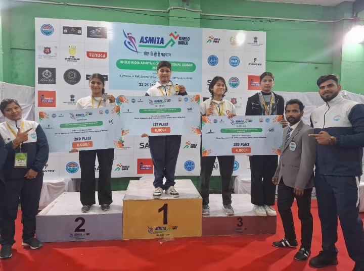 किकबॉक्सिंग में आजमगढ़ की जाह्नवी पाण्डेय का परचम, खेलो इंडिया नॉर्थ ज़ोन में स्वर्ण पदक