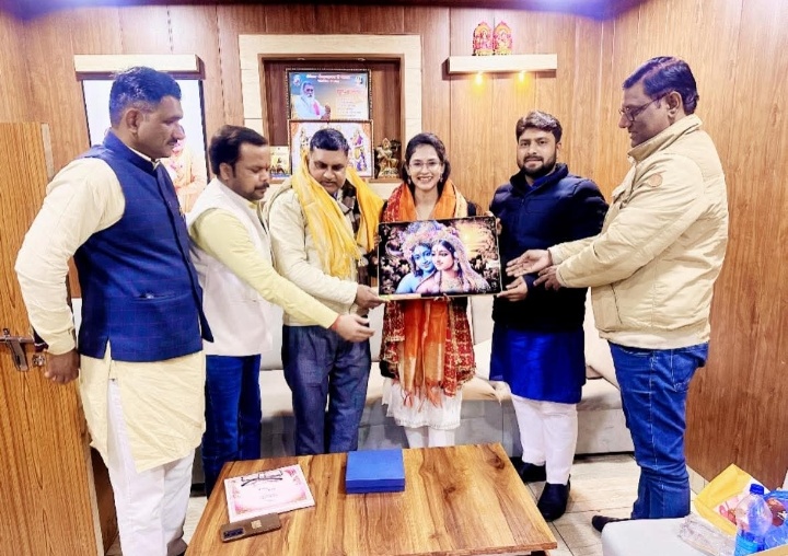 राज्य स्तरीय लोक नृत्य में प्रथम आने पर रोहिणी का हुआ स्वागत 