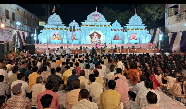 झांकी दर्शन कर हुए निहाल, फिर भजन गंगा में किया स्नान -श्री श्याम फाल्गुन महोत्सव में देर रात तक झूमते रहे खाटू वाले के भक्त